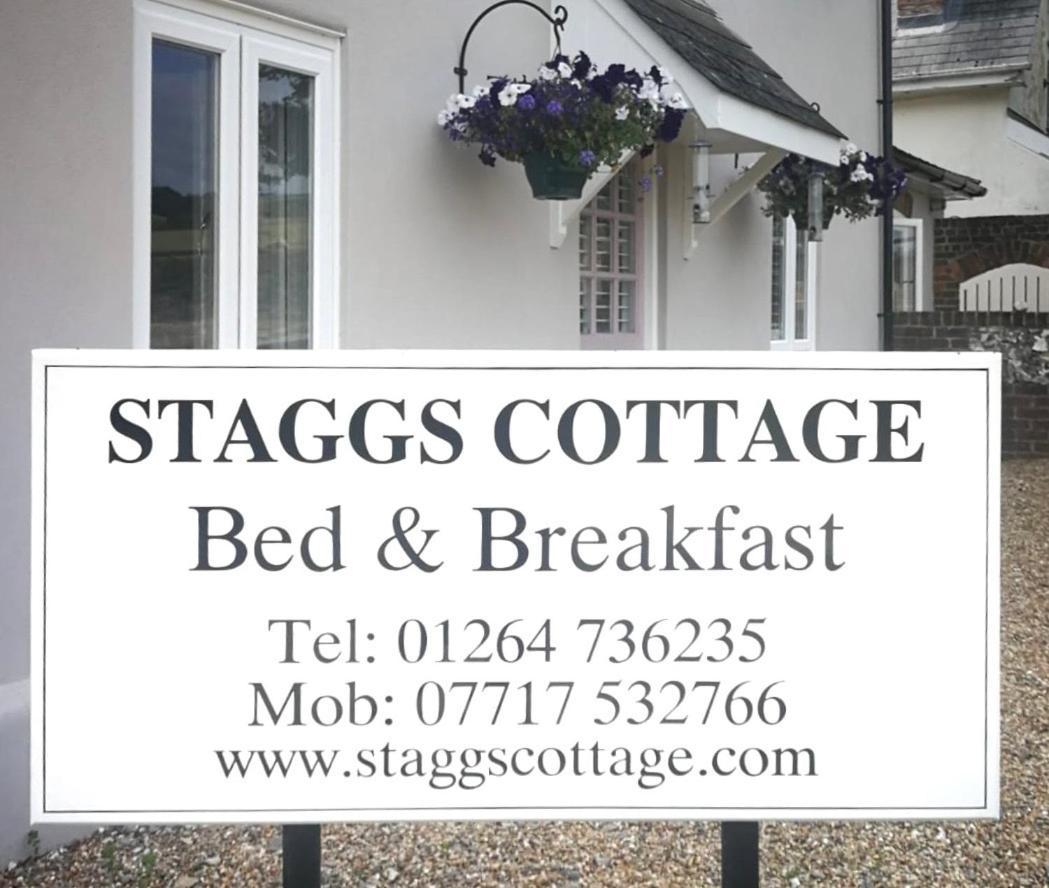 Staggs Cottage Andover Exterior photo